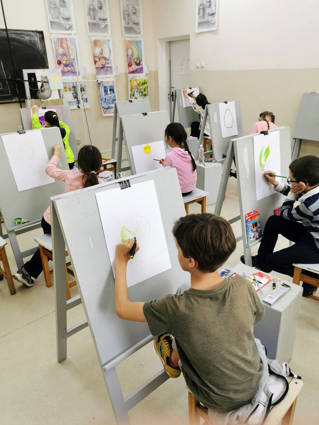 Young people at a creative arts session